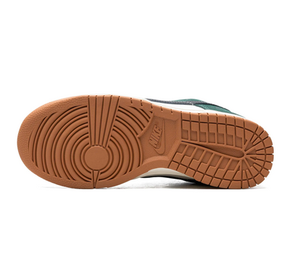 Nike Dunk Low Green Snake
