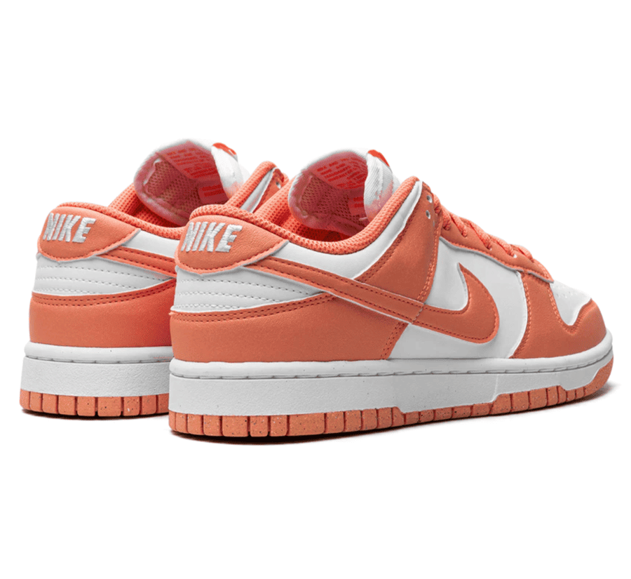 Nike Dunk Low Light Wild Mango (W) - weiß orangener Sneaker