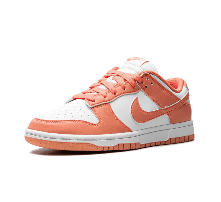 Nike Dunk Low Light Wild Mango (W) - weiß orangener Sneaker