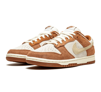 Nike Dunk Low Medium Curry
