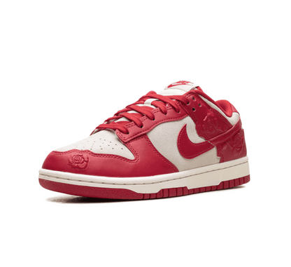 Nike Dunk Low Red Roses (W)