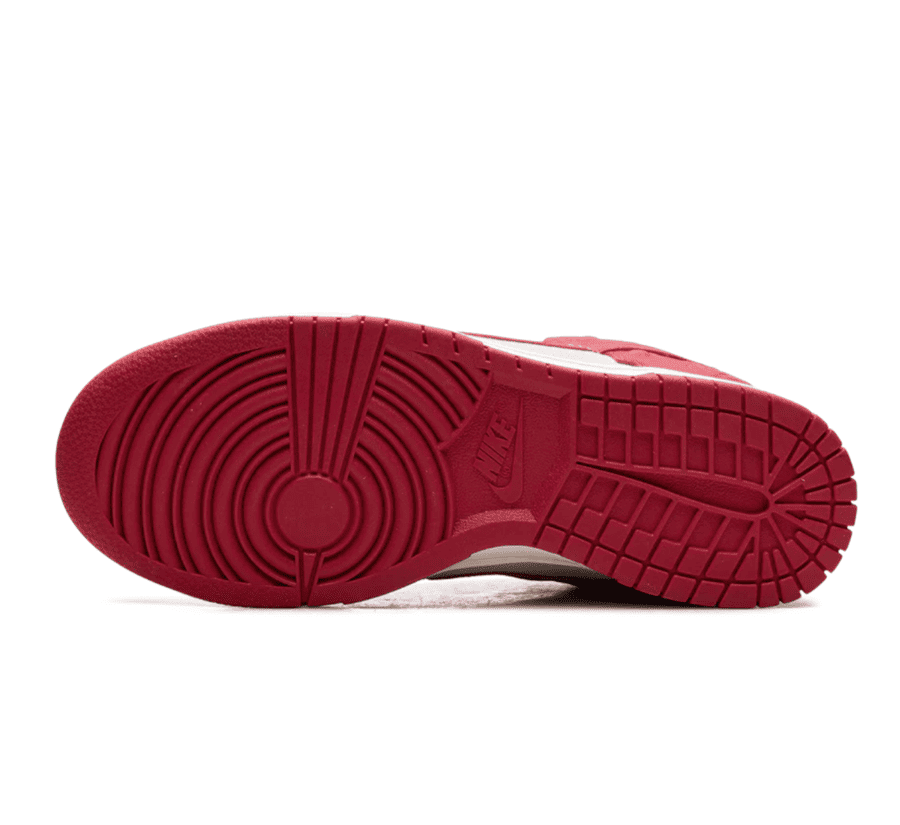 Nike Dunk Low Red Roses (W)