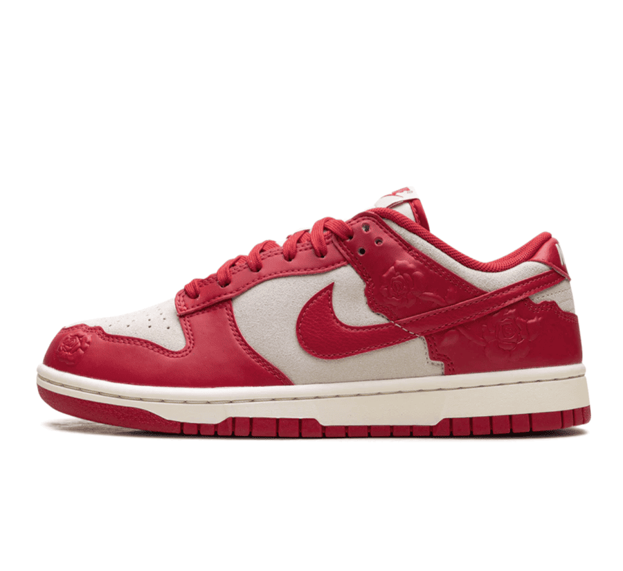 Nike Dunk Low Red Roses (W)