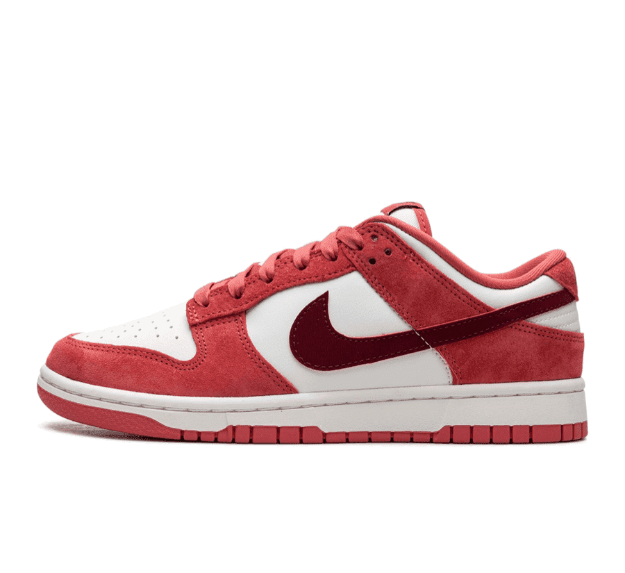 Nike Dunk Low Valentine's Day 2024