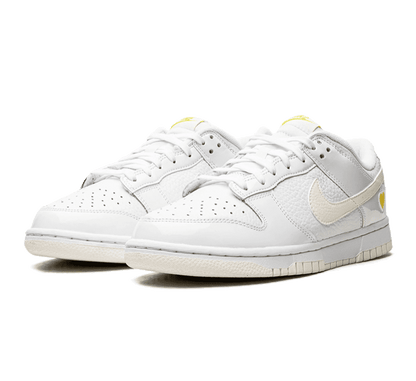 Nike Dunk Low Yellow Heart (W)