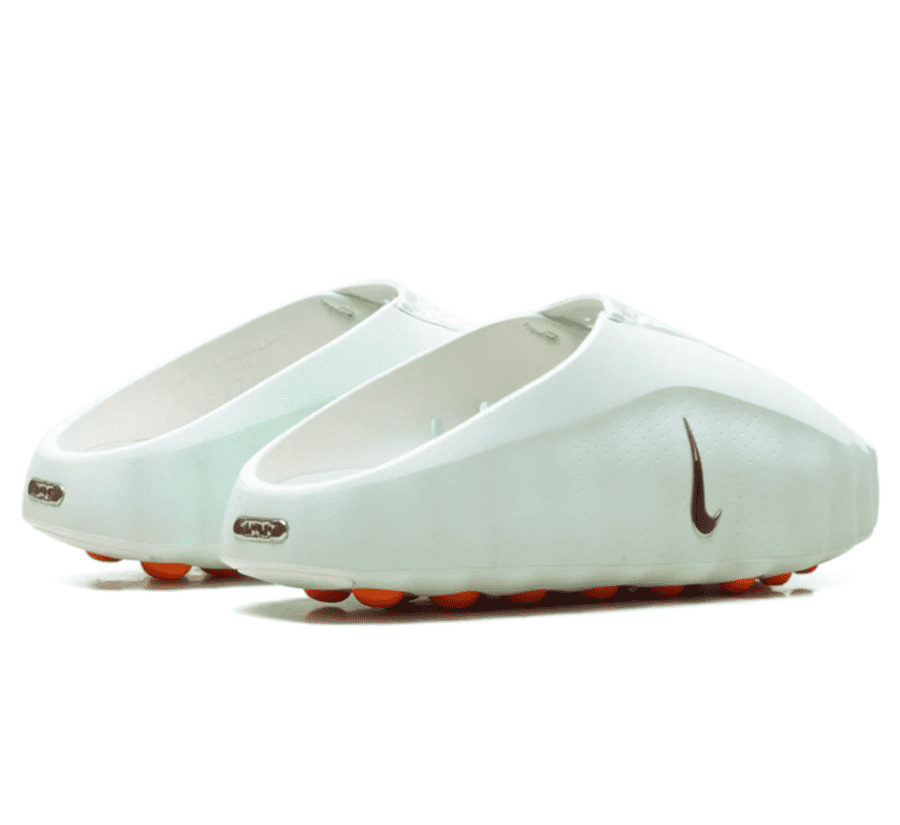 Nike Mind 001 Barely Green Damen Paar hinten mit offenem Fersenbereich und futuristischer geformter Silhouette