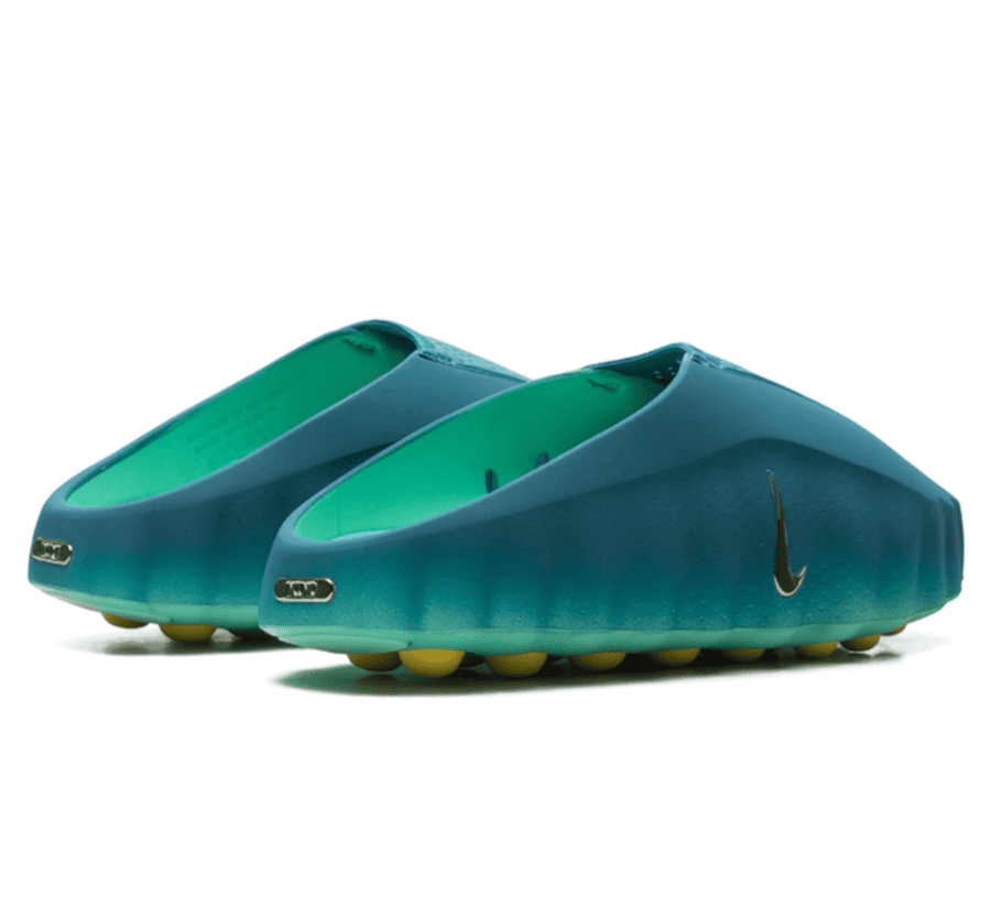 Nike Mind 001 Geode Teal Light Menta Paar hinten mit futuristischem Fersendesign
