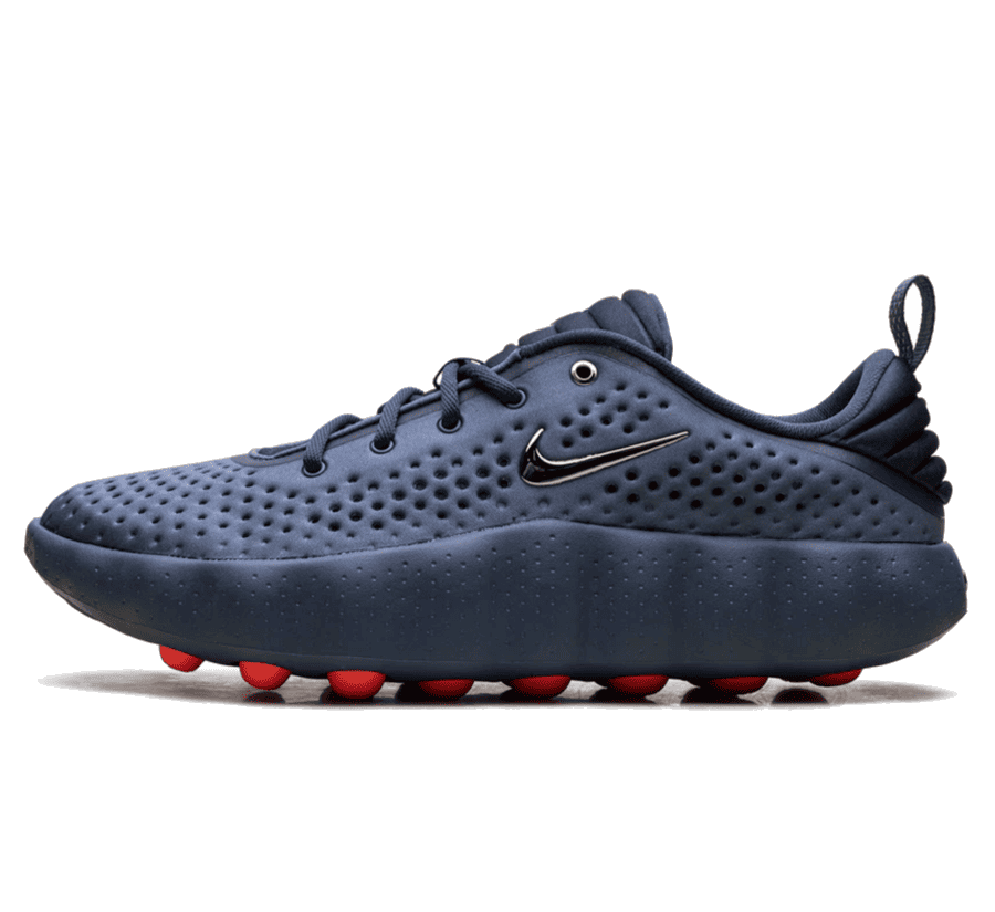 Nike Mind 002 Thunder Blue Chrome Paar vorne Hauptbild Perspective mit blauem Obermaterial und Chrome Swoosh