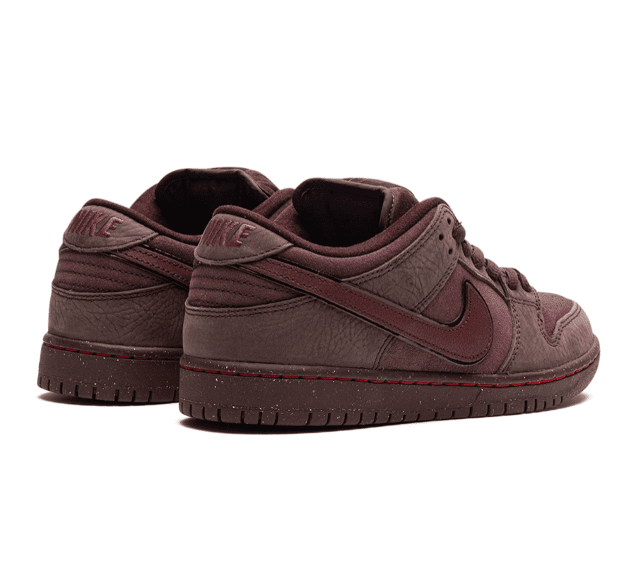 Nike SB Dunk Low City of Love - Burgundy Crush