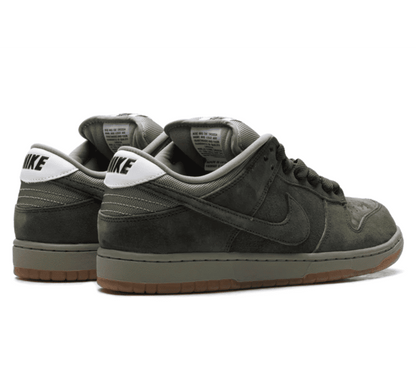 Nike SB Dunk Low Pro B Sequoia - grüner Sneaker
