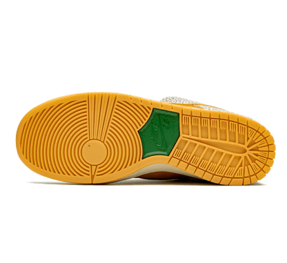 Nike SB Dunk Low Safari