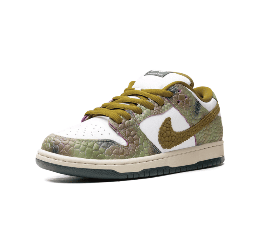 Nike SB Dunk Low x Alexis Sablone "Chameleon"
