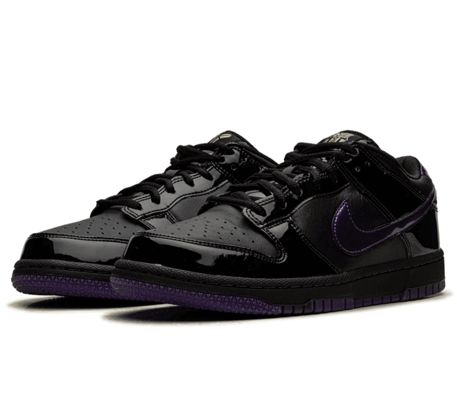 Nike Dunk Low Protro Kobe Bryant FC Barcelona Black Field Purple IV7508-001 seitliche Ansicht mit violettem Swoosh