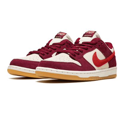 Nike SB Dunk Low x Skate Like a Girl