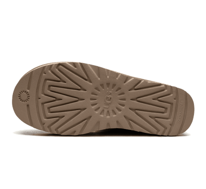 UGG Classic Ultra Mini Plateau Mustard Seed