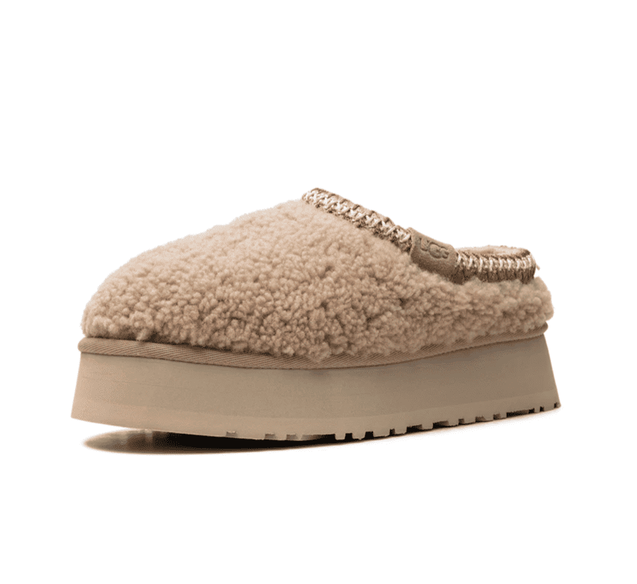 UGG Tazz Slipper Maxi Curly Sand (W) - beiger Slipper