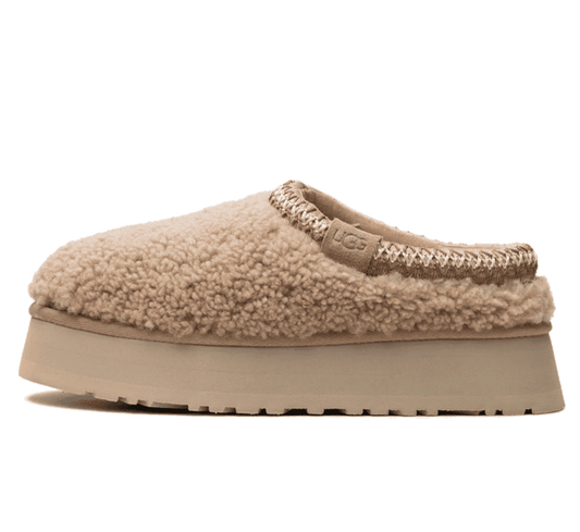 UGG Tazz Slipper Maxi Curly Sand (W) - beiger Slipper