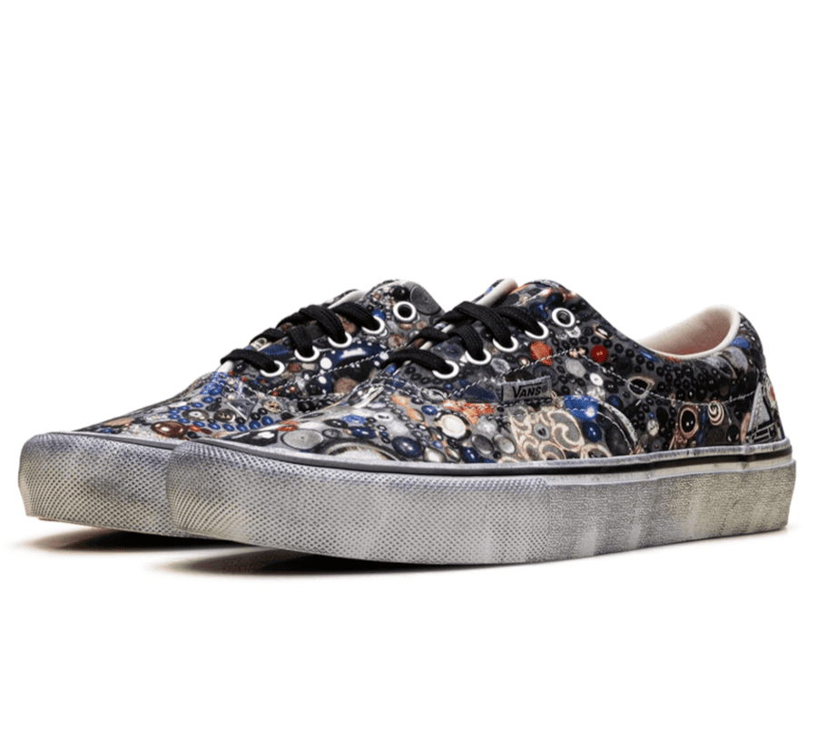 Vans Era Supreme x Mike Kelley Grey VN00110ABLU Seitenansicht mit mehrfarbigem Grafikprint