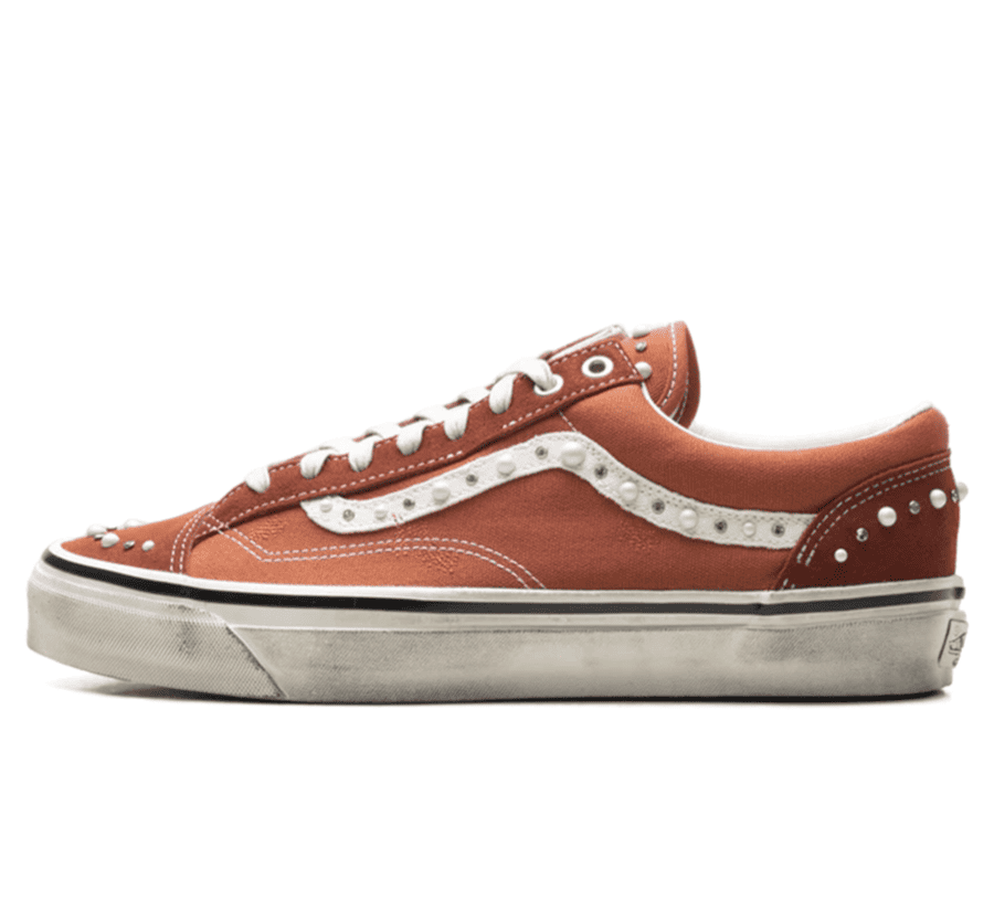 Vans Old Skool 36 Pearlized Pack Brown Paar vorne Hauptbild Perspective mit braunem Wildleder und Pearlized-Finish