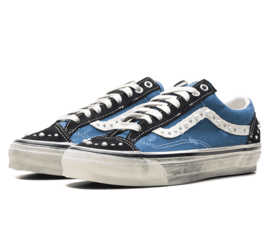 Vans Old Skool 36 Pearlized Pack Navy Blue Seitenansicht mit Side Stripe und Perlen