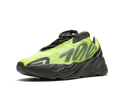 Yeezy Boost 700 MNVN Phosphor - schwarz gelb Sneaker