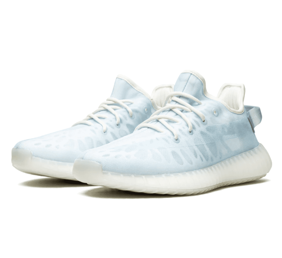 Yeezy Boost 350 V2 Mono Ice - blau weißer Sneaker
