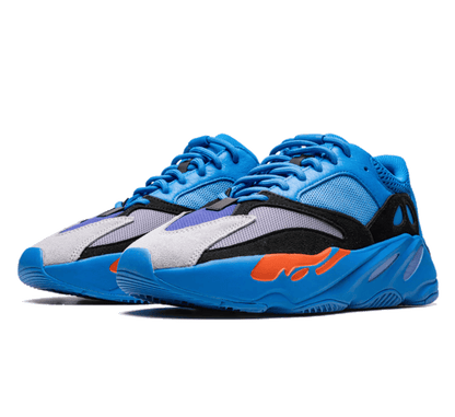 Yeezy Boost 700 Hi-Res Blue - blauer Sneaker