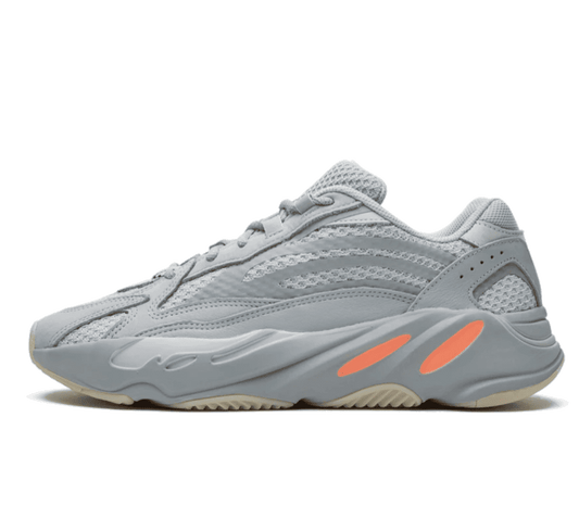 Yeezy Boost 700 V2 Inertia - grau orangener Sneaker