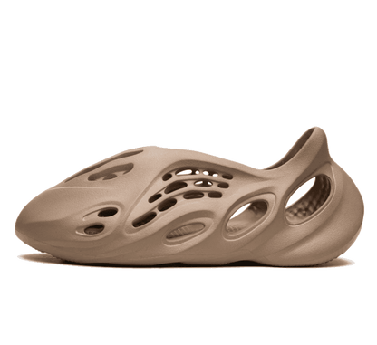 Yeezy Foam RNNR Clay Taupe - beiger Sneaker
