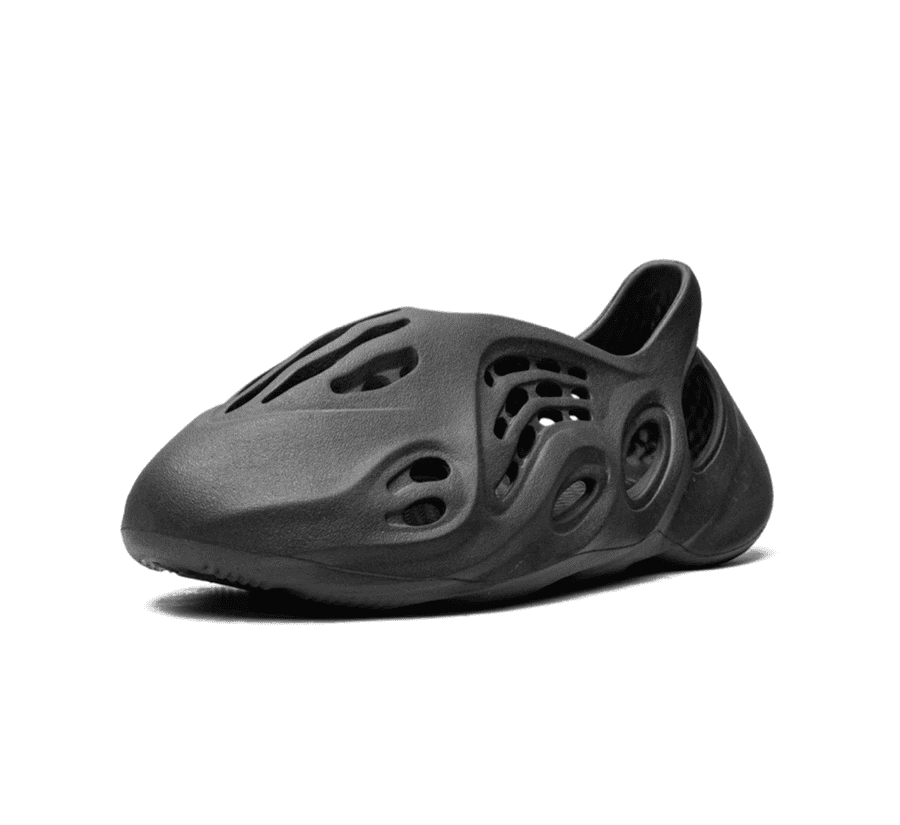 Yeezy Foam RNNR Onyx - schwarzer Sneaker