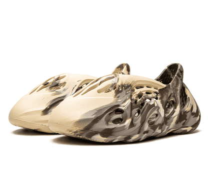 Yeezy Foam RNNR MX Cream Clay - beige brauner Sneaker