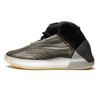 Yeezy QNTM Barium
