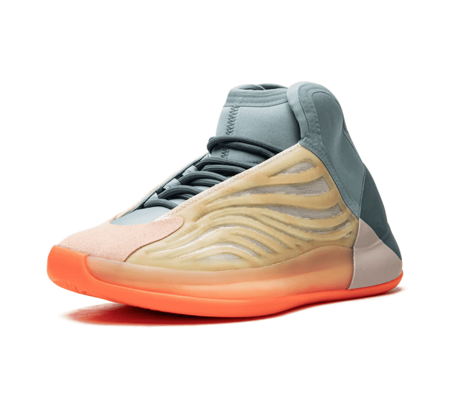 Yeezy QNTM Hi-Res Coral - orange grauer Sneaker
