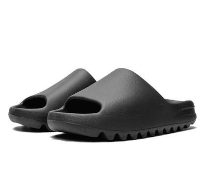 Yeezy Slide Onyx - schwarze Sandalen Slides