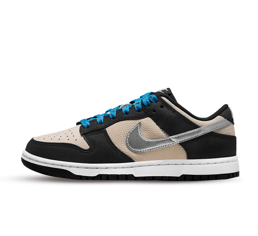 Nike Dunk Low Starry Laces (W)
