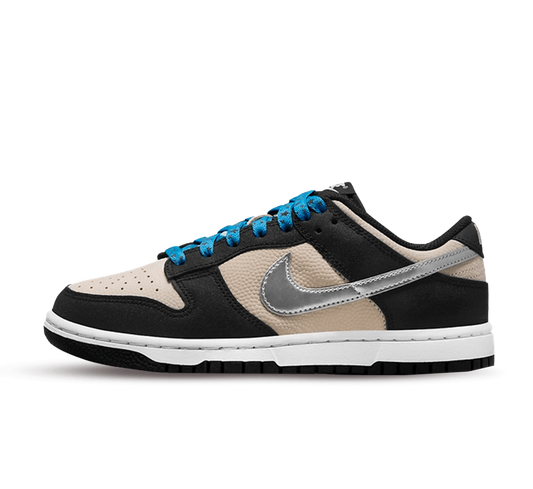 Nike Dunk Low Starry Laces (W)