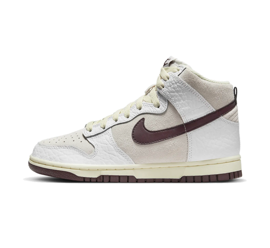 Nike Dunk High Light Orewood Brown (W)