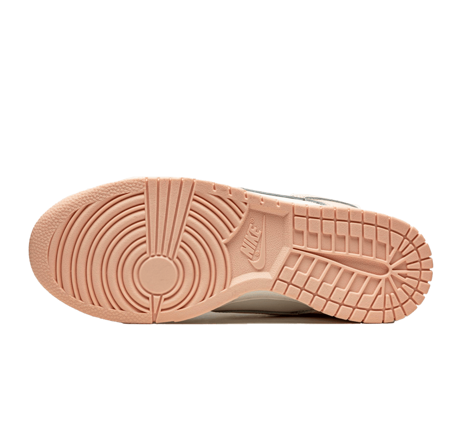 Nike Dunk Low Orange Pearl (W)