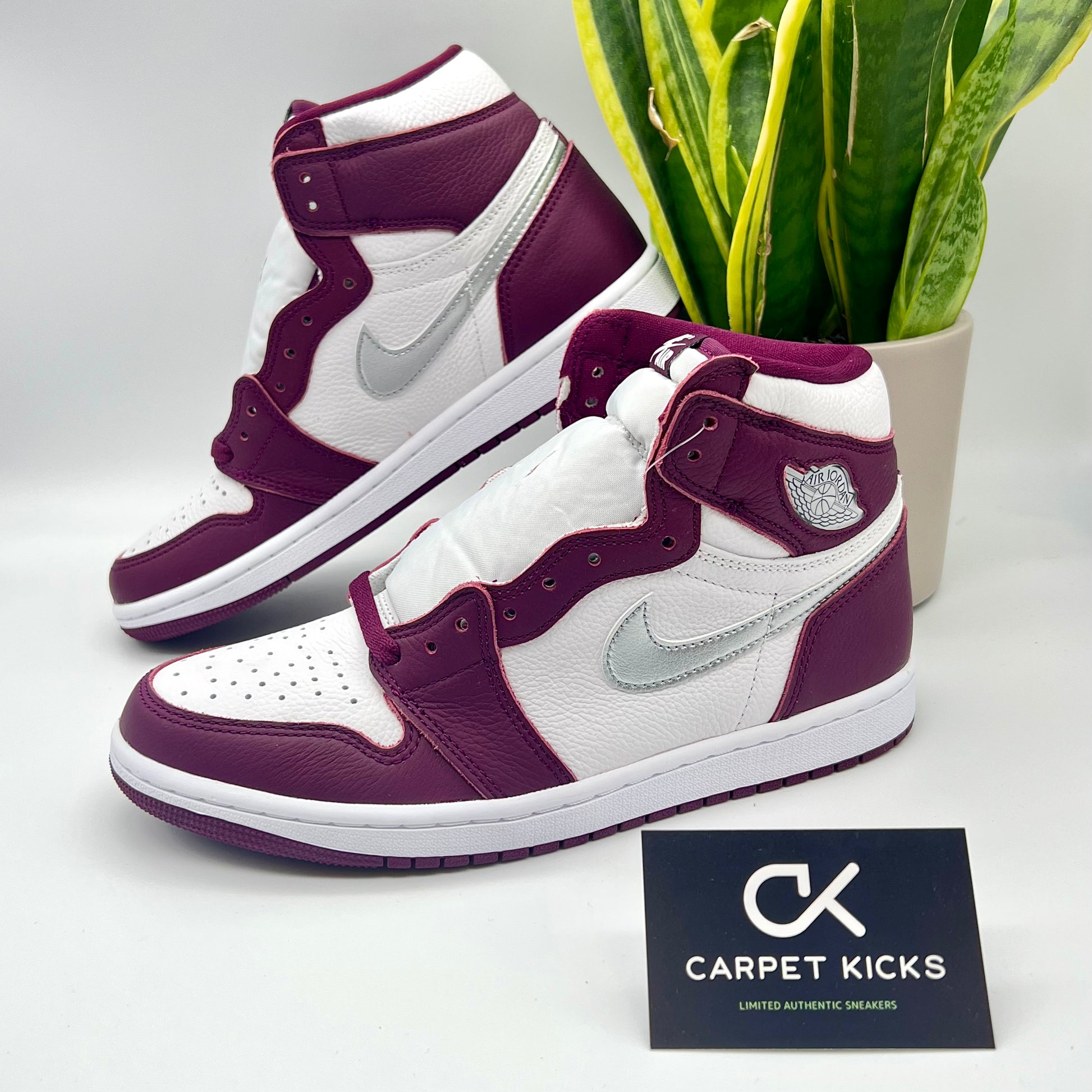 Air Jordan 1 High OG Bordeaux - CARPET KICKS