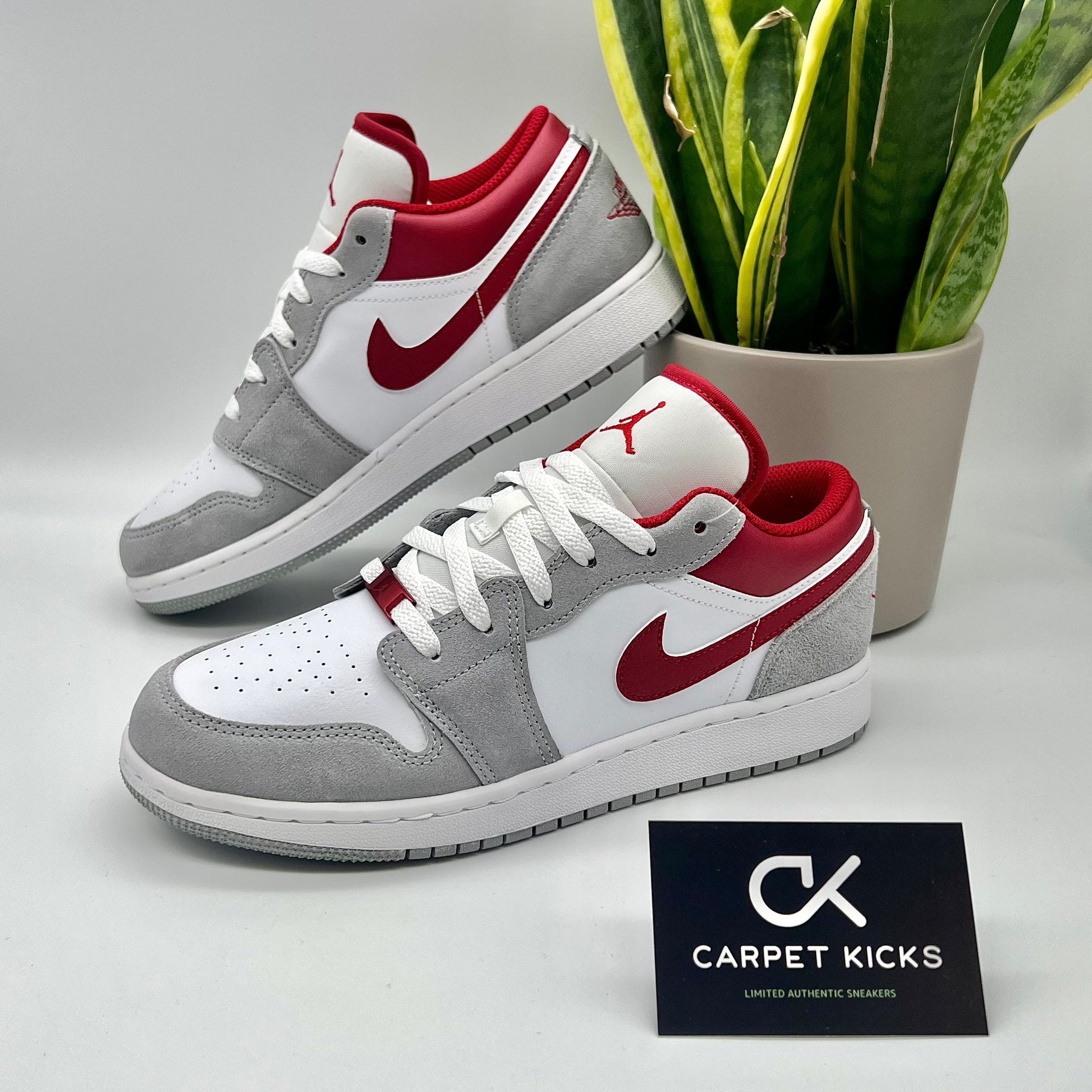 Air Jordan 1 Low Light Smoke Grey Gym Red (GS) - CARPET KICKS