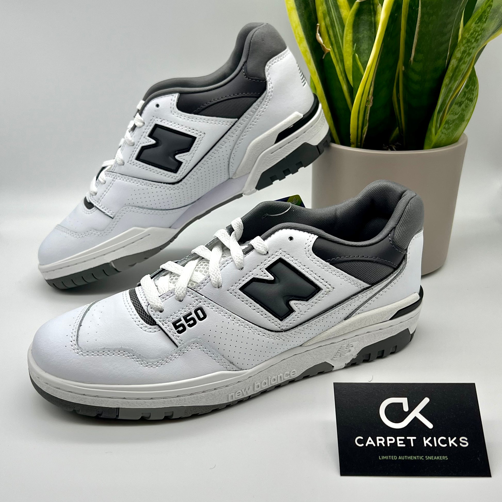 New Balance 550 White Dark Grey Neu Authentifiziert Unisex CARPET KICKS